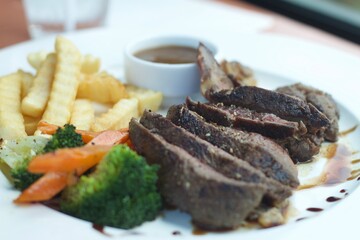 steak and chips