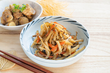 菊芋のきんぴらと胡麻和え