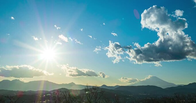 富士山の昼景と夕景と夜景のタイムラプス