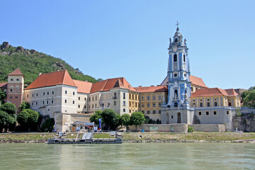 Naklejka premium View of Dürnstein from the river Danube