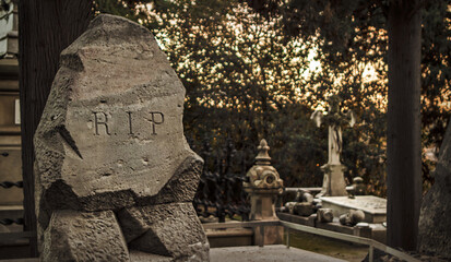 tombstone2