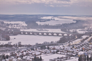 Autobahn Jena Lobeda, Winterlandschaft, Blick vom Steinbruch in Jena, Thüringen, Deutschland	