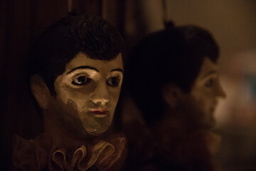 Marioneta antigua para teatro guiñol