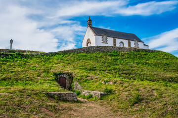 Church on the Mound Saint-Michel in Carnac - 410750372
