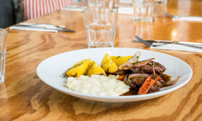 Tracos, comidas y postres peruanos