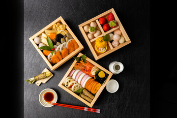 典型的な日本料理　Japanese food  New Year dishes (OSECHI)
