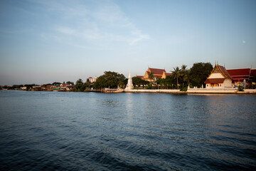 Obraz premium Thailand temple is beside the river - Stock Photo