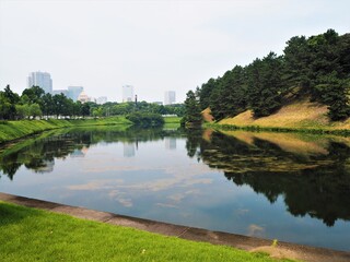 Fototapeta na wymiar the Imperial Palace in Tokyo, JAPAN 