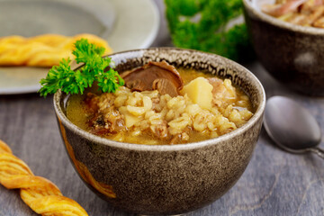 Portobello mushroom soup with potato and pearl barley.