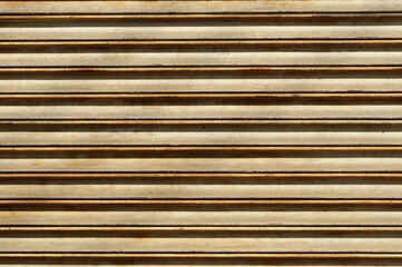 銹びたシャッター扉