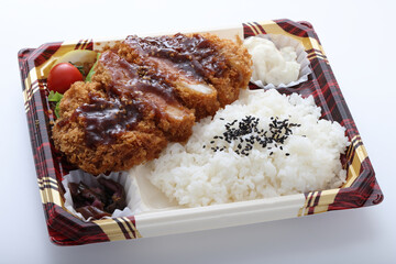 とんかつ弁当