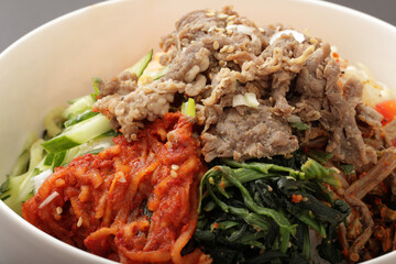 韓国料理のプルコギビビンバのイメージ