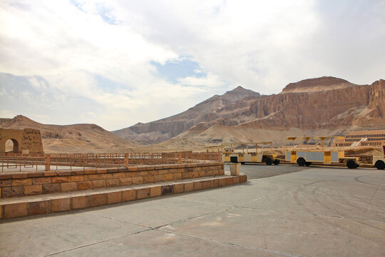 19 Beste ハトシェプスト女王葬祭殿 Bilder Stock Fotos Vektorgrafiken Adobe Stock