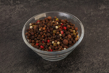 Peppercorn heap in the bowl