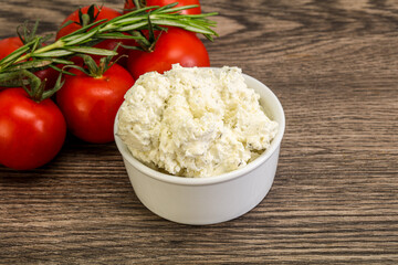 Soft cream cheese with herbs