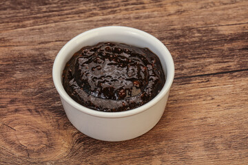 Black Pepper sauce in the bowl