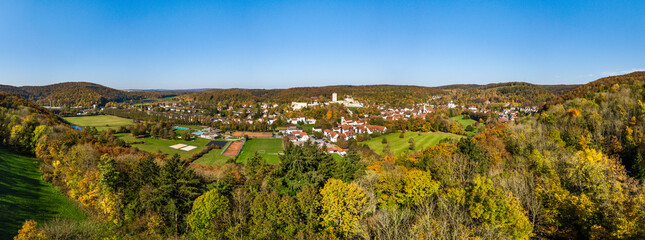 Das idyllisch gelegene Pappenheim in Mittelfranken im Naturpark Altmühltal