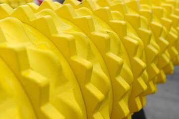 Obraz premium Yellow drums with crushing role. 