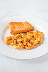 Bisque pasta with salmon