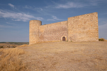 Fototapeta na wymiar Castillo de Medinaceli, siglo XV, Medinaceli, Soria, comunidad autónoma de Castilla y León, Spain, Europe