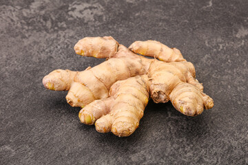 Natural organic raw ginger root