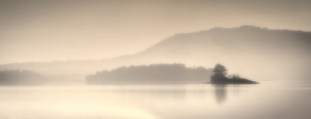 Fototapeta premium misty morning in the mountains
