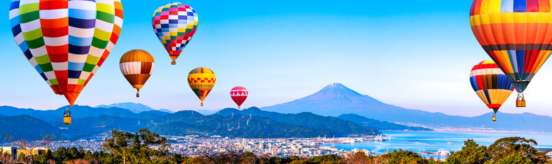 Panorama of Fuji Mountain with colorful hot air balloon 1