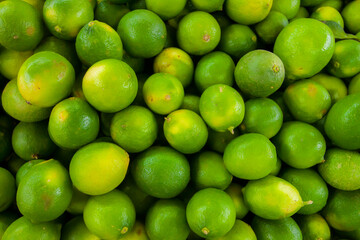 Limon Tahiti en el mercado