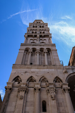 una torre en Split vista en perspectiva