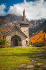 Fototapeta na wymiar La chapelle de Chamonix