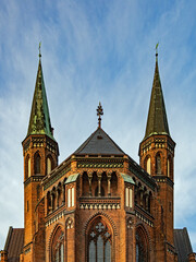 Fototapeta na wymiar Außenaufnahme der Paulskirche in Schwerin, Deutschland