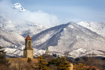 Fototapeta na wymiar Montañas nevadas en Catalunña