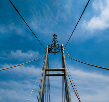 Bridge of paravi duwa temple