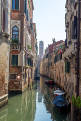 Plakat discovery of the city of Venice and its small canals and romantic alleys