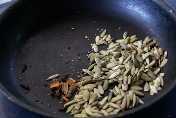 Toasting seeds and spices