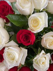 Red and white roses bouquet