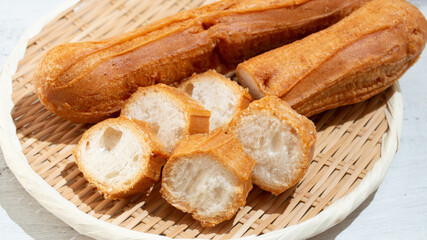 油麩（仙台麸）：油麩は宮城県北部と岩手県南部で地域で食されている、油で揚げた麩のこと