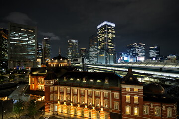 Obraz premium 東京駅から南口から見る