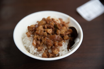 魯肉飯