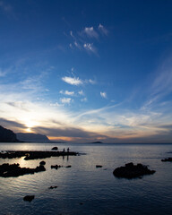 Un romantico tramonto sul mare di Sferracavallo in Sicilia