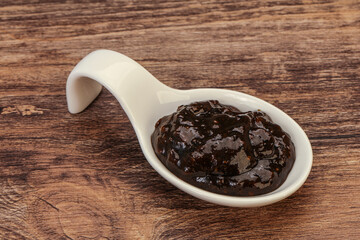 Black Pepper sauce in the bowl