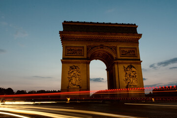 Fototapeta na wymiar Night view of Arc de Triomphe, Paris