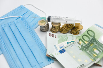 soldi economia finanza vaccino interessi economici 