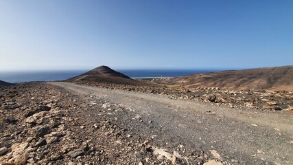 fuerteventura dessert climate Pico de la Zara hikking