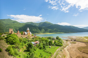 Fototapeta na wymiar Ananuri fortress with orthodox monastery in Georgia.