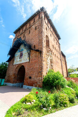Fototapeta premium Pyatnitsky Gate (Pyatnitskaya Tower) of Kolomna Kremlin, Russia, 1525-1531