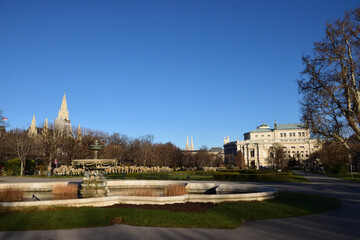 Fototapeta premium 広大な癒やしの空間フォルクスガルテン