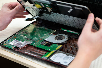 Laptop repair in the service center