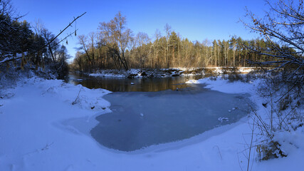 Nature reserve of the Swider river in winter, Mazowsze, Poland - obrazy, fototapety, plakaty