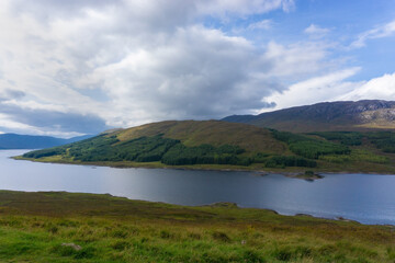 Fototapeta na wymiar Loch Loyne in the Scottish highlands